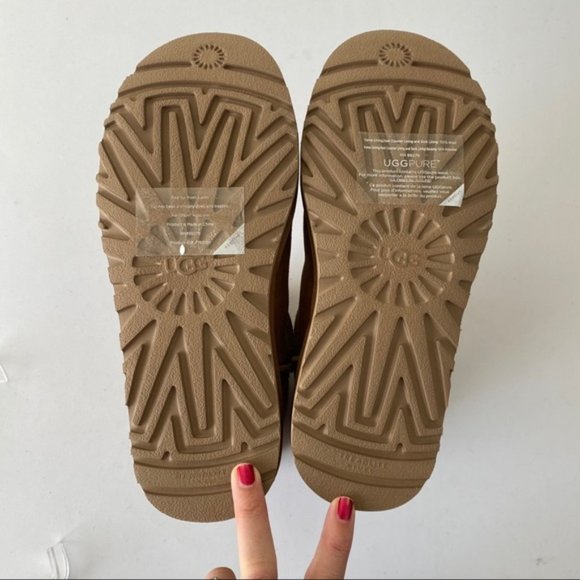 NIB UGG MARCIELLA BUTTON CLASSIC SHORTS BOOTS CHESTNUT 10 - Picture 7 of 11